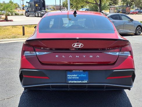 Certified 2025 Hyundai Elantra Sport FWD image 6