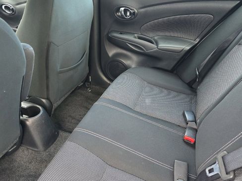 Used 2017 Nissan Versa SV image 12