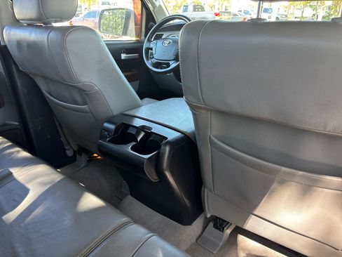 Used 2010 Toyota Tundra Limited AWD/4WD image 26