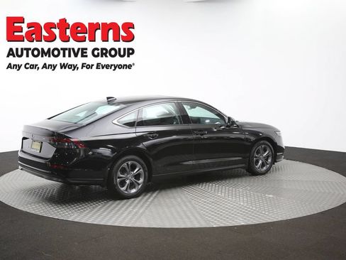 Used 2024 Honda Accord EX image 41