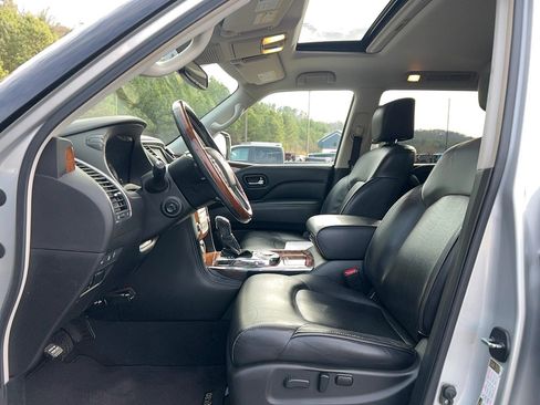 Used 2018 INFINITI QX80 w/ Driver Assistance Package image 12