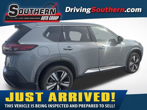 Used 2023 Nissan Rogue SL w/ SL Premium Package image 1