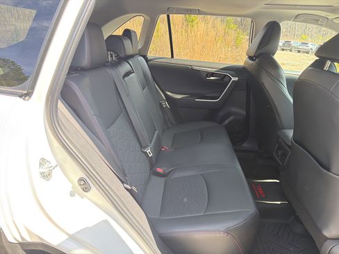Used 2024 Toyota RAV4 TRD Off-Road image 15