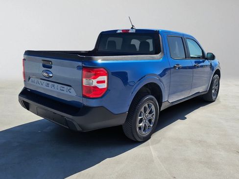 Used 2024 Ford Maverick XLT FWD image 3