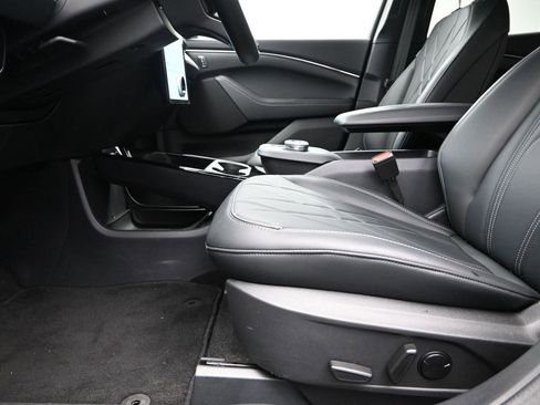 Used 2024 Ford Mustang Mach-E Select image 15