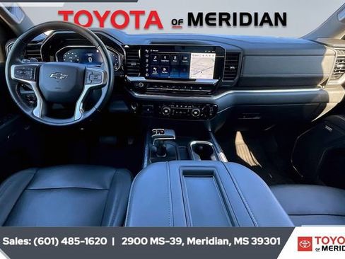 Used 2022 Chevrolet Silverado 1500 LT Trail Boss w/ LT Trail Boss Premium Package image 12