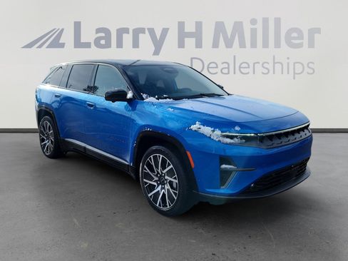 New 2025 Jeep Wagoneer S Limited image 8