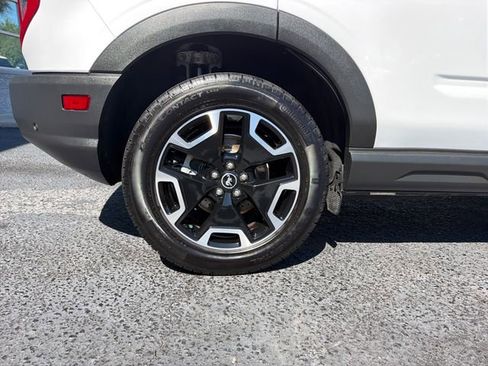 Certified 2022 Ford Bronco Sport Outer Banks w/ Tech Package AWD/4WD image 33