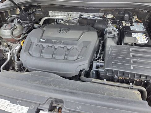 Used 2020 Volkswagen Tiguan SE AWD/4WD image 10