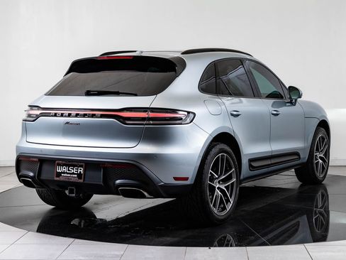 Used 2024 Porsche Macan AWD/4WD image 8