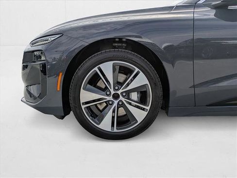 New 2025 Audi A6 e-tron Premium Plus image 10