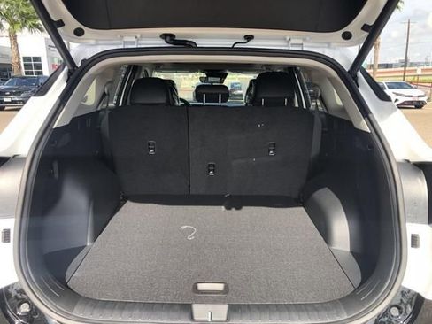 New 2025 Kia Sportage SX FWD image 7