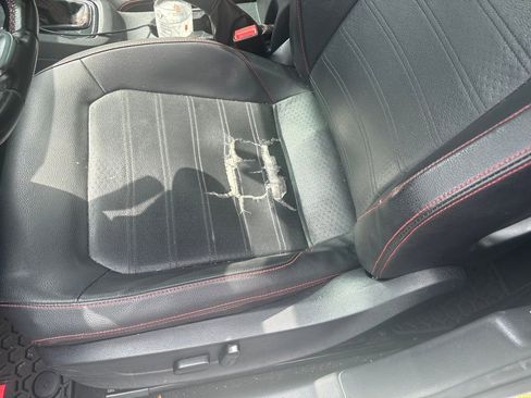 Used 2017 Volkswagen Jetta GLI FWD image 7