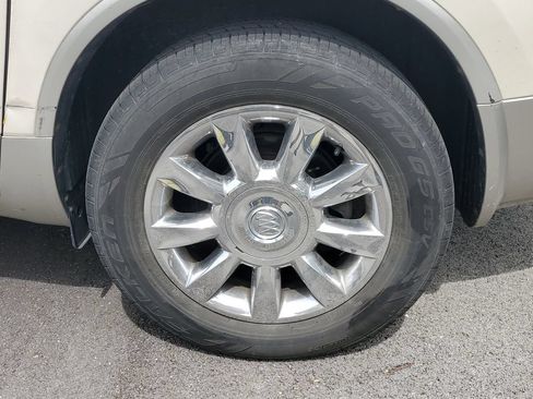 Used 2012 Buick Enclave Leather FWD image 4