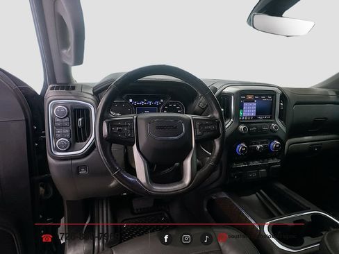 Used 2021 GMC Sierra 2500 Denali w/ Denali Black Diamond Edition AWD/4WD image 12