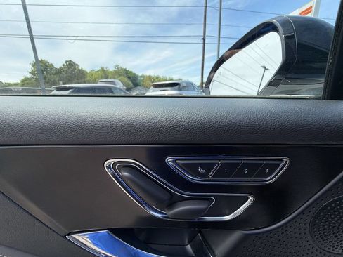 Used 2023 Lincoln Corsair Reserve AWD/4WD image 12