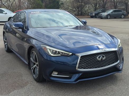 Used 2018 INFINITI Q60 3.0t Luxe w/ Sensory Package 3.0T Luxe image 3