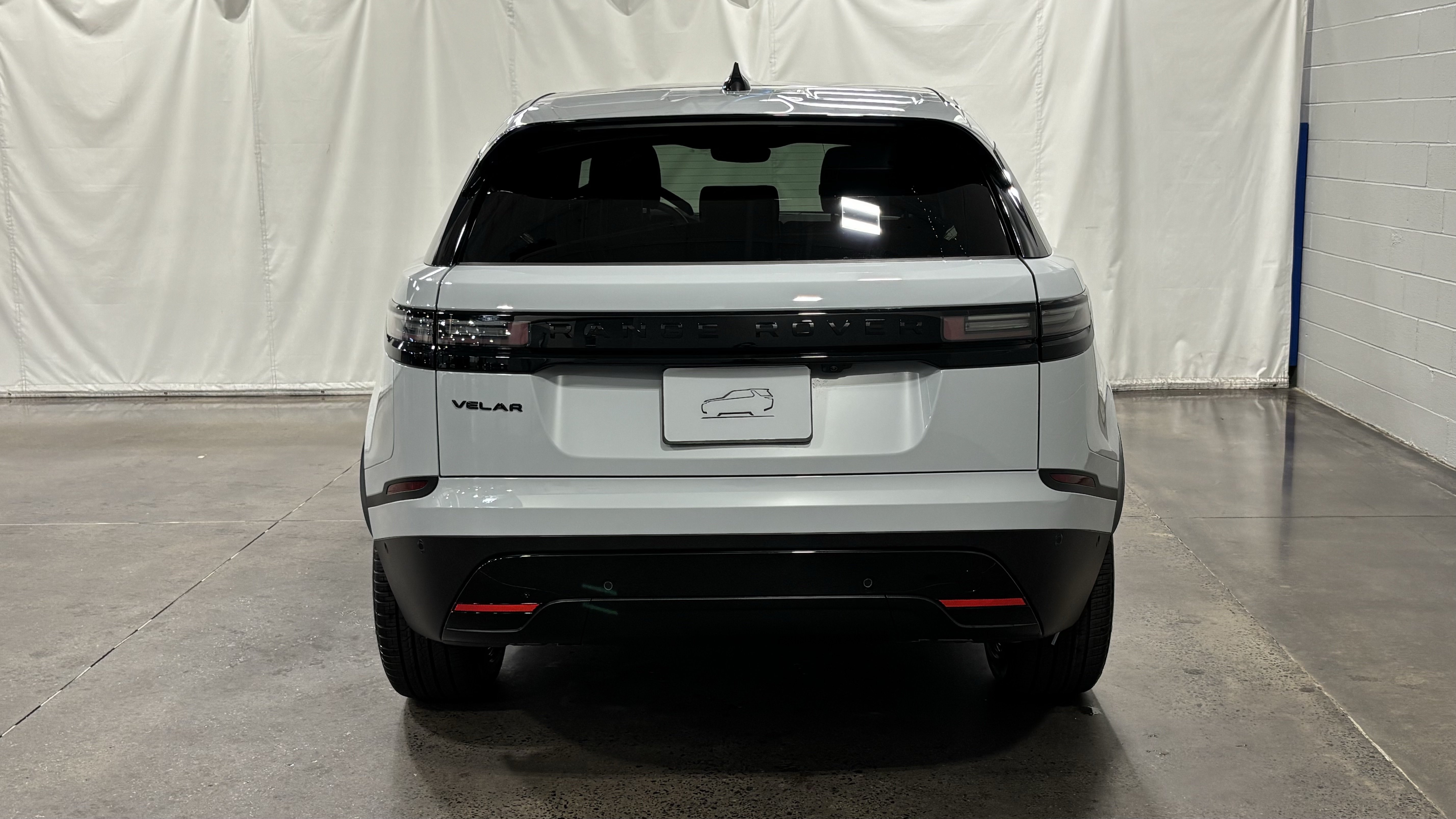 New 2026 Land Rover Range Rover Velar S AWD/4WD image 8
