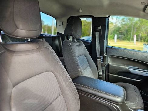 Used 2022 Chevrolet Colorado LT w/ Fleet Safety Package image 14