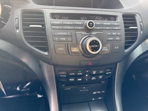Used 2011 Acura TSX Sedan image 22