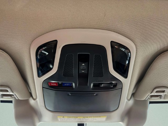 Used 2020 Subaru Outback Touring AWD/4WD image 21