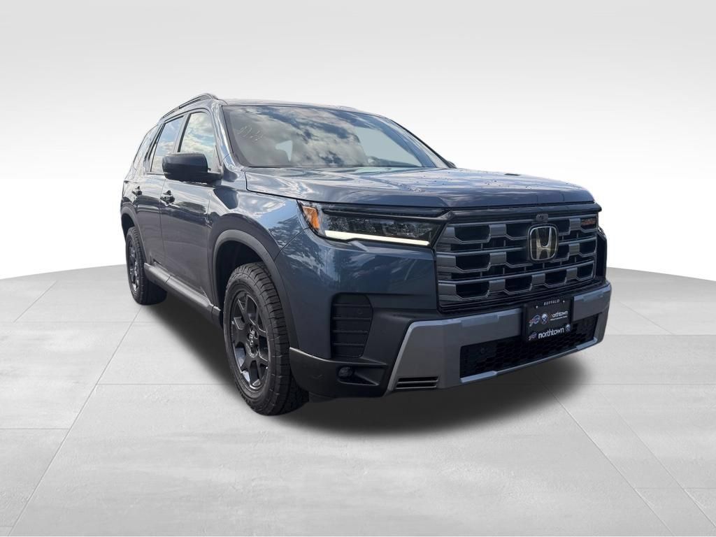 New 2026 Honda Pilot TrailSport image 2