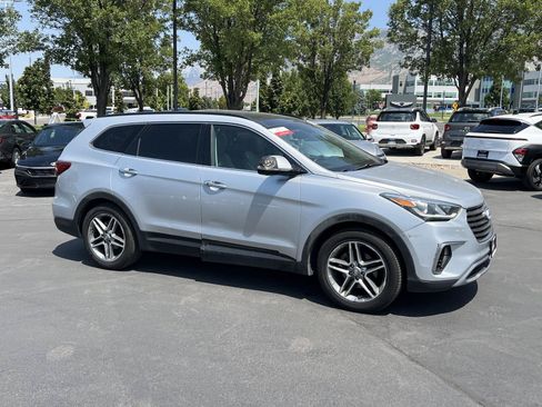 Used 2019 Hyundai Santa Fe XL w/ Cargo Package AWD/4WD image 5