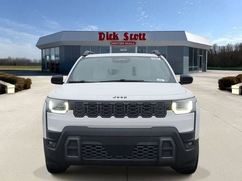 New 2026 Jeep Cherokee Laredo image 2