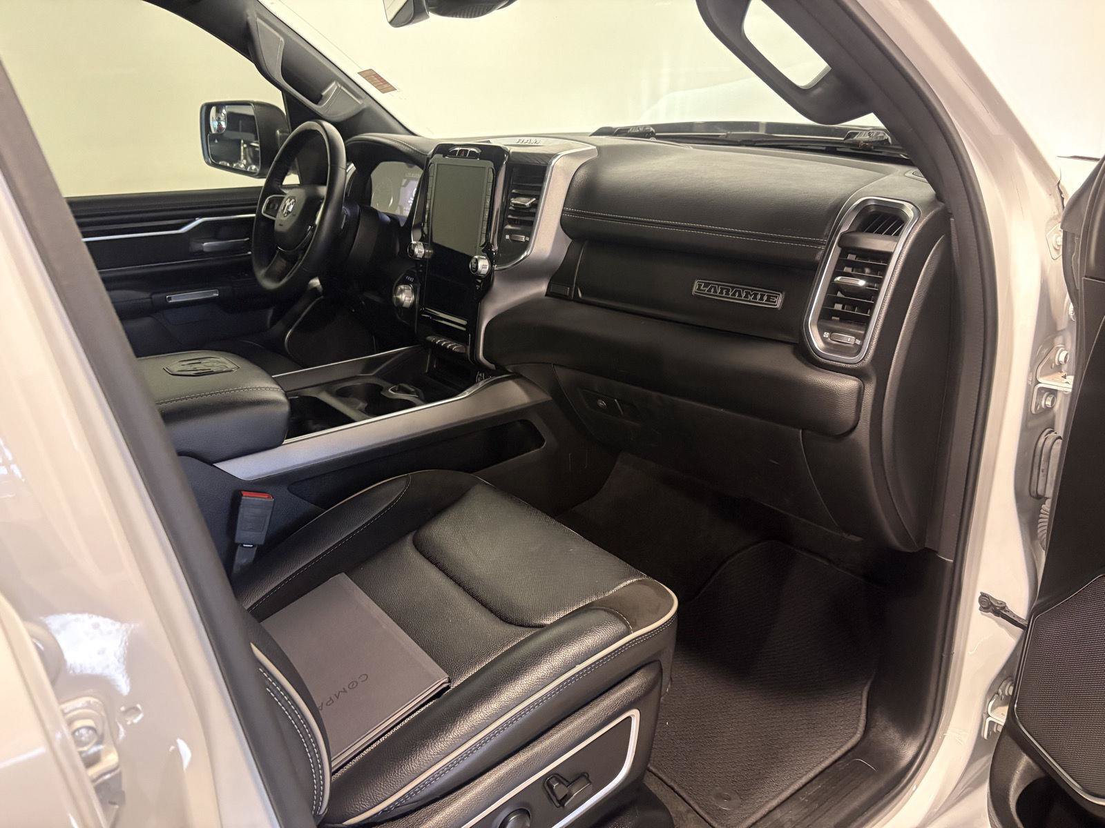 Used 2024 RAM 1500 Laramie AWD/4WD image 60