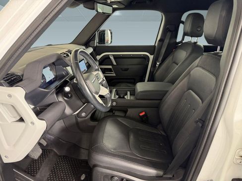 Used 2022 Land Rover Defender 110 X-Dynamic SE AWD/4WD image 5