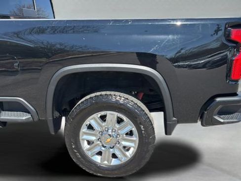 Used 2024 Chevrolet Silverado 2500 High Country w/ High Country Premium Package image 35