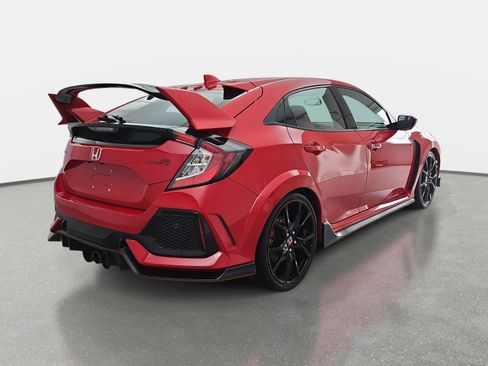 Certified 2018 Honda Civic Type R image 5
