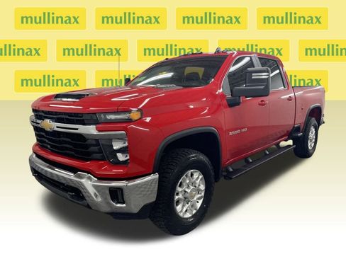 Used 2025 Chevrolet Silverado 2500 LT w/ Leather Package image 14