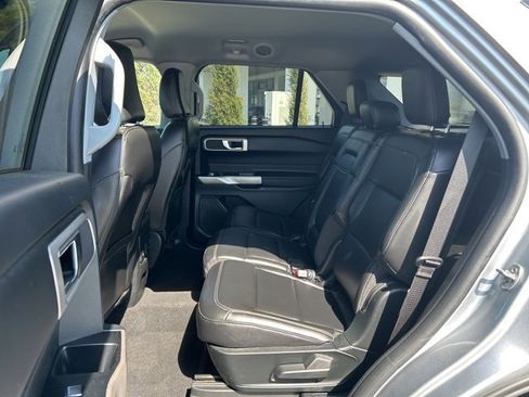 Used 2023 Ford Explorer XLT w/ Equipment Group 202A image 16