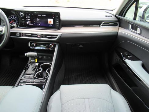 Used 2023 Kia K5 EX image 13