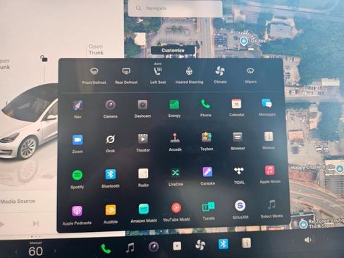 Used 2023 Tesla Model 3 Standard Range image 39