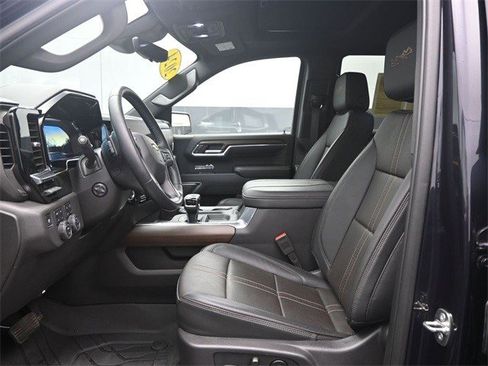 Certified 2024 Chevrolet Silverado 1500 High Country w/ High Country Premium Package image 8