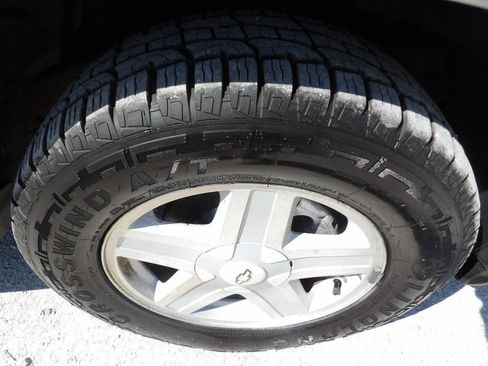 Used 2003 Chevrolet TrailBlazer LTZ image 13