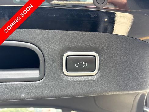 Used 2020 Kia Stinger GT2 AWD/4WD image 12