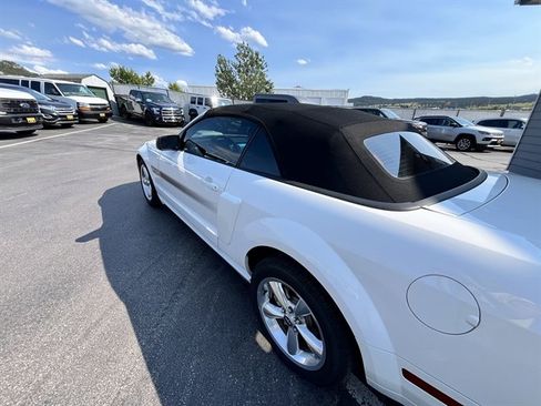 Used 2007 Ford Mustang GT Premium RWD image 49