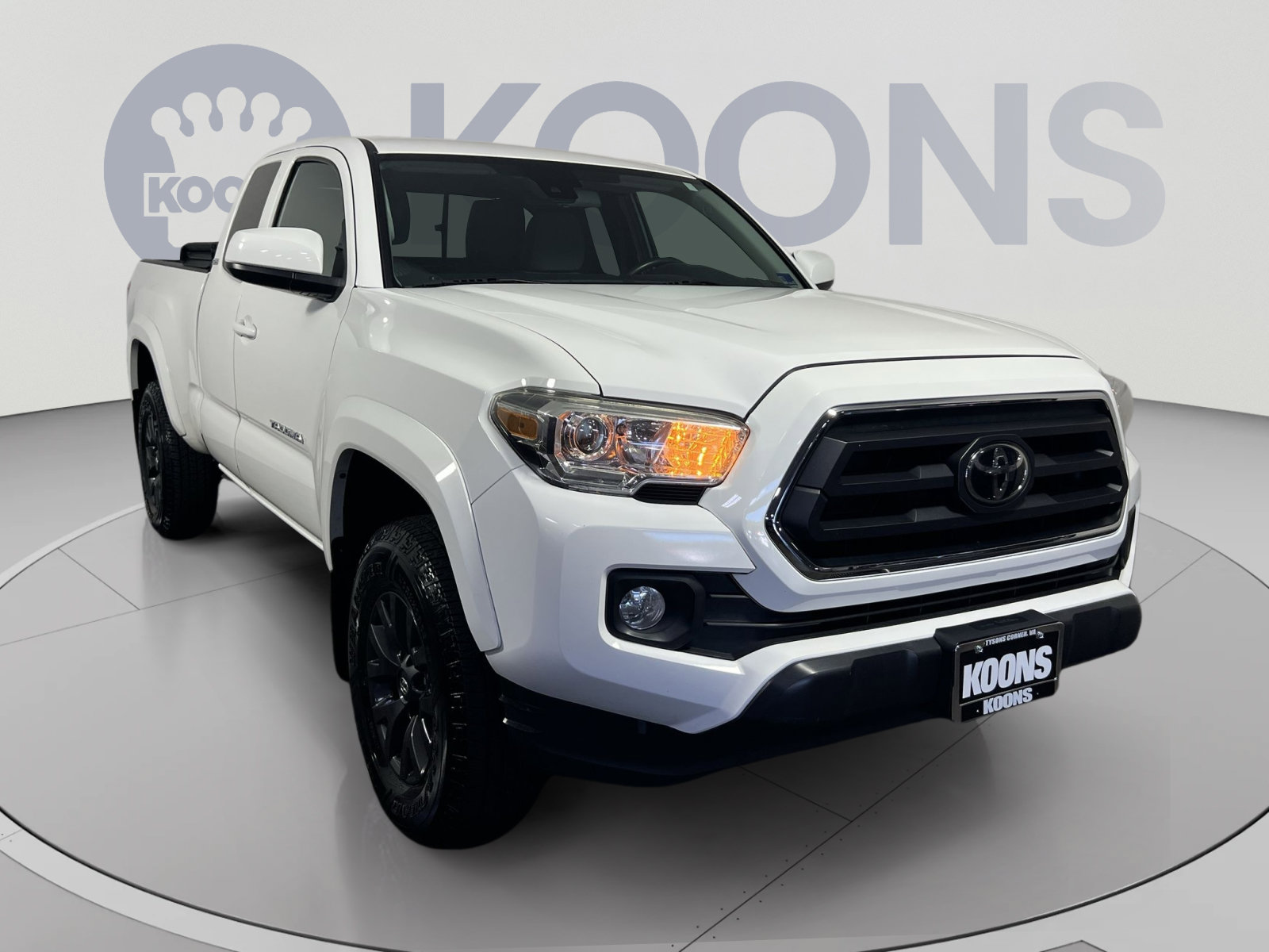 Used 2022 Toyota Tacoma SR5 w/ SR5 Appearance Package (SM) AWD/4WD image 10