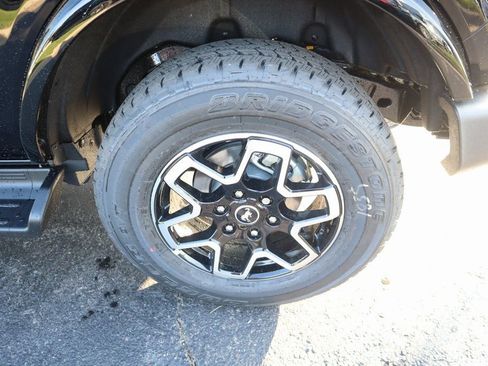 New 2025 Ford Bronco Outer Banks image 21