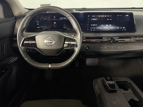 Used 2024 Nissan Ariya AWD image 14