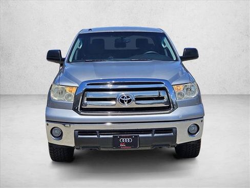 Used 2013 Toyota Tundra 2WD CrewMax w/ SR5 Pkg image 2