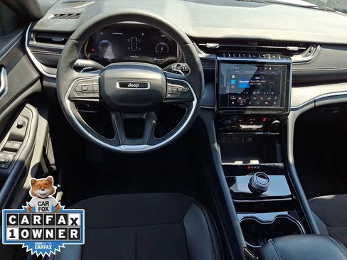 Used 2023 Jeep Grand Cherokee L Laredo AWD/4WD image 13