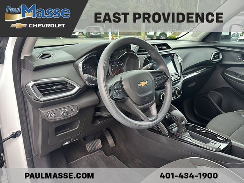 Certified 2023 Chevrolet TrailBlazer LT w/ Convenience Package FWD image 16