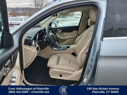 Used 2021 Mercedes-Benz GLC 300 4MATIC image 13