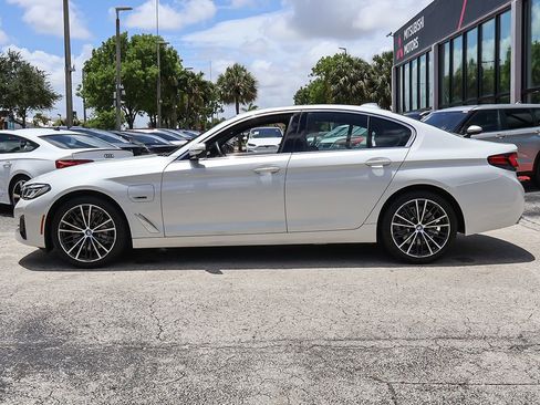 Used 2023 BMW 530e w/ Convenience Package RWD image 16
