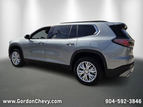 Used 2026 GMC Acadia Elevation w/ Elevation Premium Package image 3