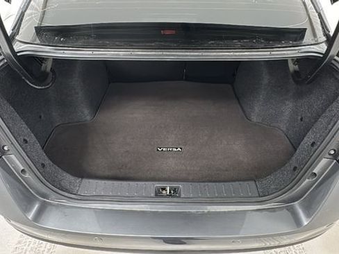 Used 2025 Nissan Versa SR image 15